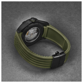 Revue Thommen Air speed 16070.4674 4 Mặt bên đồng hồ Revue Thommen Air speed 16070.4674 chính hãng
