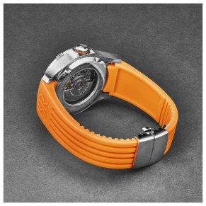 Revue Thommen Air speed 16070.4739 4 Mặt bên đồng hồ Revue Thommen Air speed 16070.4739 chính hãng