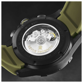 Mặt trái đồng hồ Revue Thommen Air speed 16071.6674 chính hãng