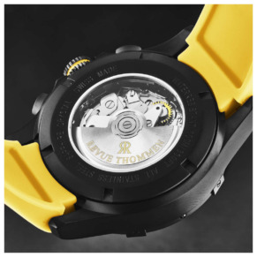 Mặt trái đồng hồ Revue Thommen Air speed 16071.6678 chính hãng