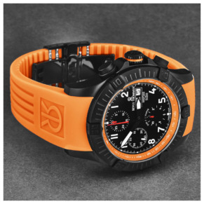 Revue Thommen Air speed 16071.6779 5 Mặt bên đồng hồ Revue Thommen Air speed 16071.6779 chính hãng