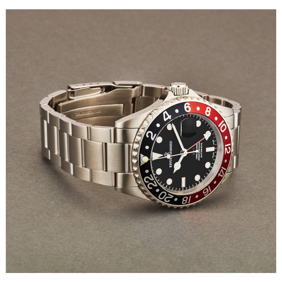 Revue Thommen Diver 17572.2136 2 Mặt sau đồng hồ Revue Thommen Diver 17572.2136 chính hãng